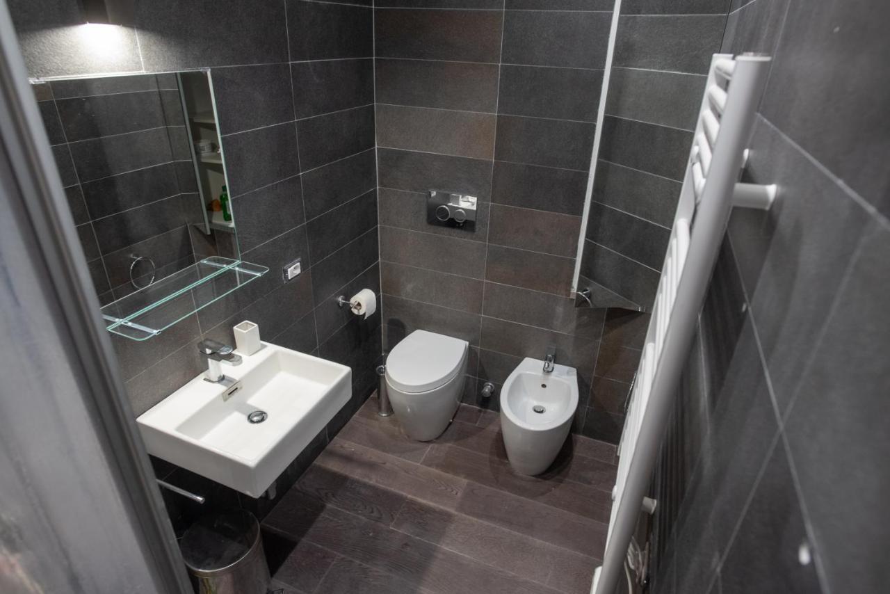 Art & Design On The Corner - Via Savona Milan Apartment Luaran gambar